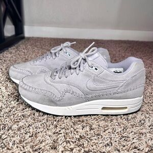 Nike Air Max 1 Provence Suede Running Shoes Women’s Size 10 Purple 454746-501